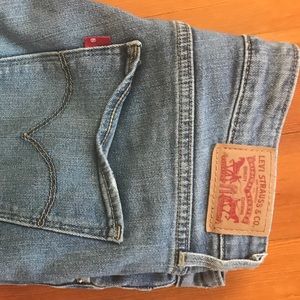 Levi’s high waisted stretch jeans light denim